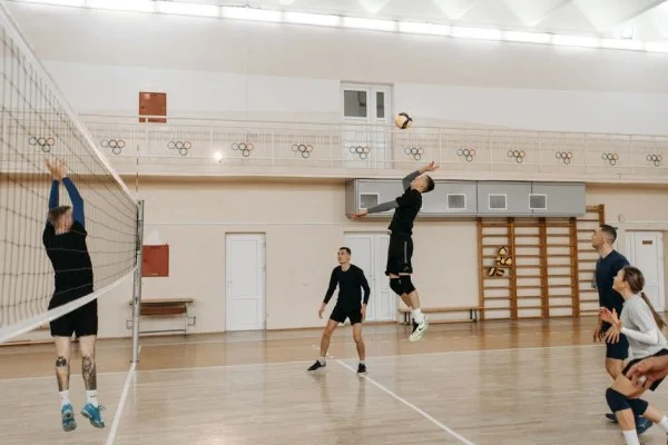 volleyball match net action